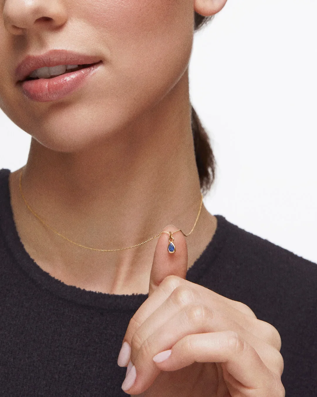 Charm Colgante Bisel Pera S de Zafiro en Oro Amarillo de 18 Kt - Image 2