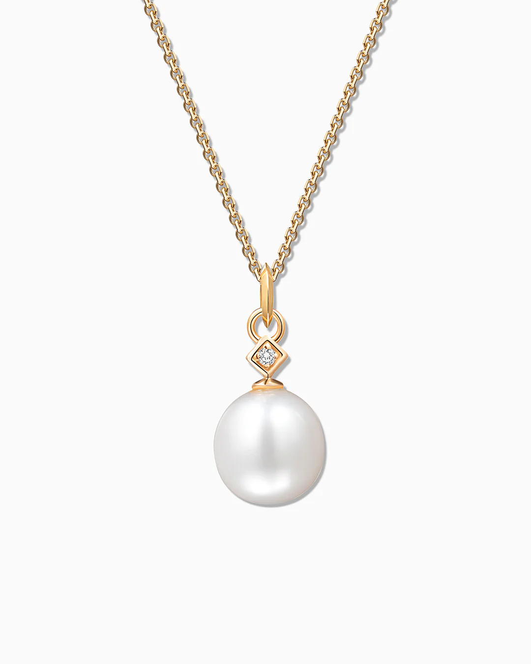 Charm Colgante Perla Lágrima M de Diamante en Oro Amarillo de 18 Kt