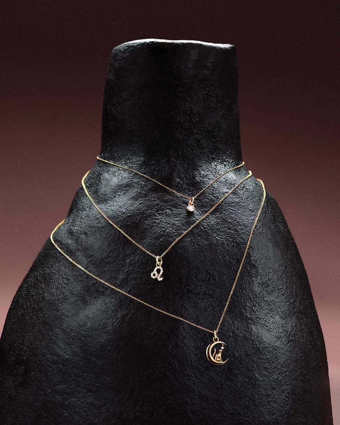 Charm Colgante Zodíaco Leo S de Diamantes en Oro Amarillo de 18 Kt - Image 5