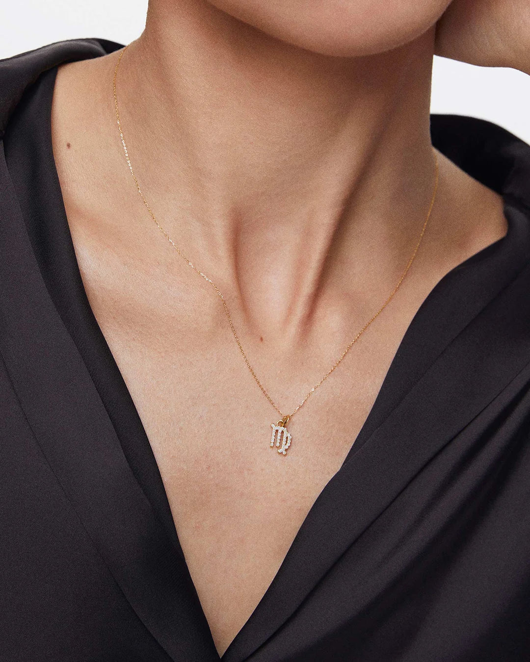 Charm Colgante Zodíaco Virgo S de Diamantes en Oro Amarillo de 18 Kt - Image 2