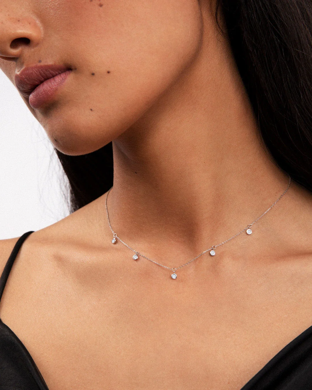 Choker Chatones de Diamantes en Oro Blanco de 18 Kt - Image 2