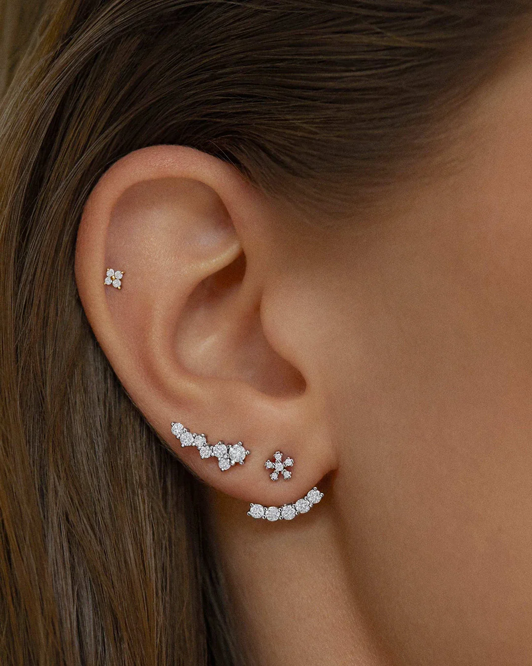 Ear Jacket Sunrise de Diamantes en Oro Blanco de 18 Kt - Image 3
