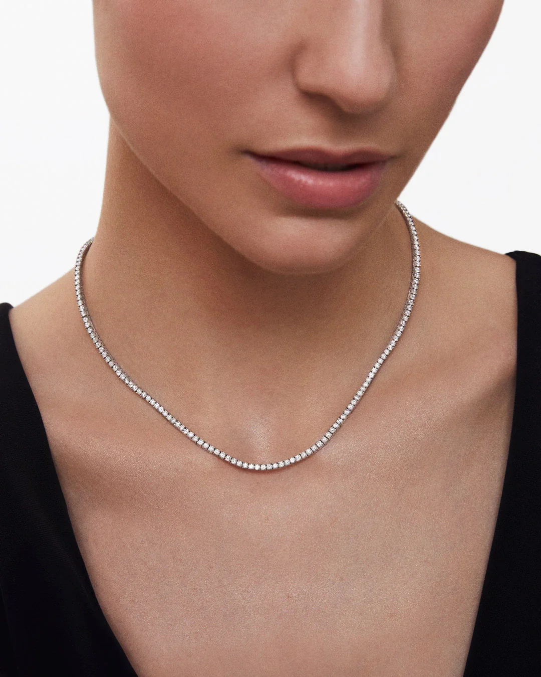 Gargantilla Alessia de Diamantes en Oro Blanco de 18 Kt - Image 4