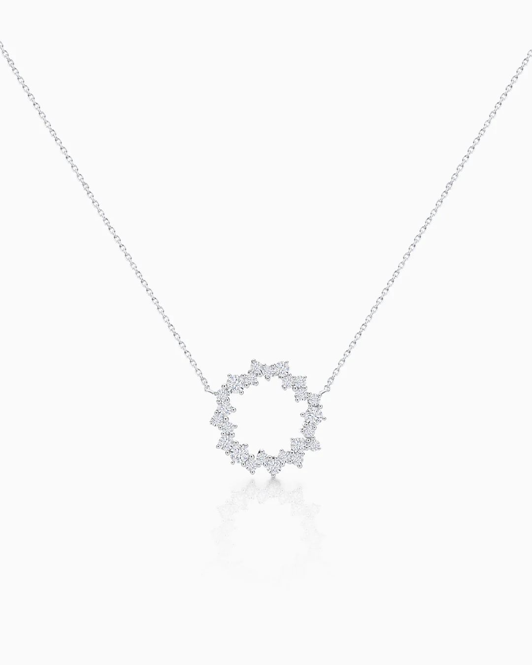 Gargantilla Circular Luz de Luna de Diamantes en Oro Blanco de 18 Kt - Image 4