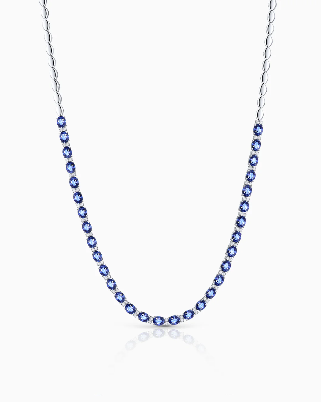 Gargantilla Midnight Rain de Zafiros y Diamantes en Oro Blanco de 18 Kt