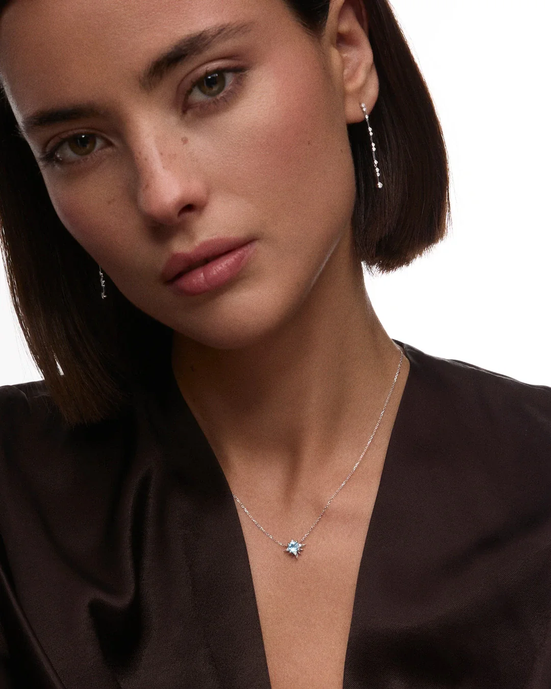 Gargantilla Oursin de Aguamarina y Diamantes en Oro Blanco de 18 Kt - Image 3