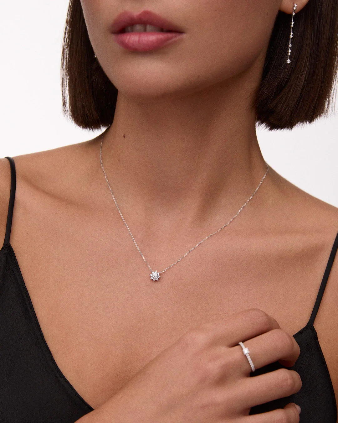 Gargantilla Rosette Solitaire de Diamantes 0,34 Cts. en Oro Blanco de 18 Kt - Image 3