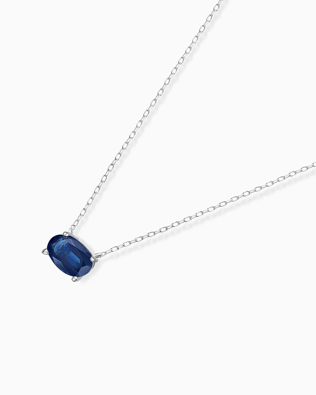 Gargantilla de Zafiro Oval en Oro Blanco de 18 Kt - Image 3