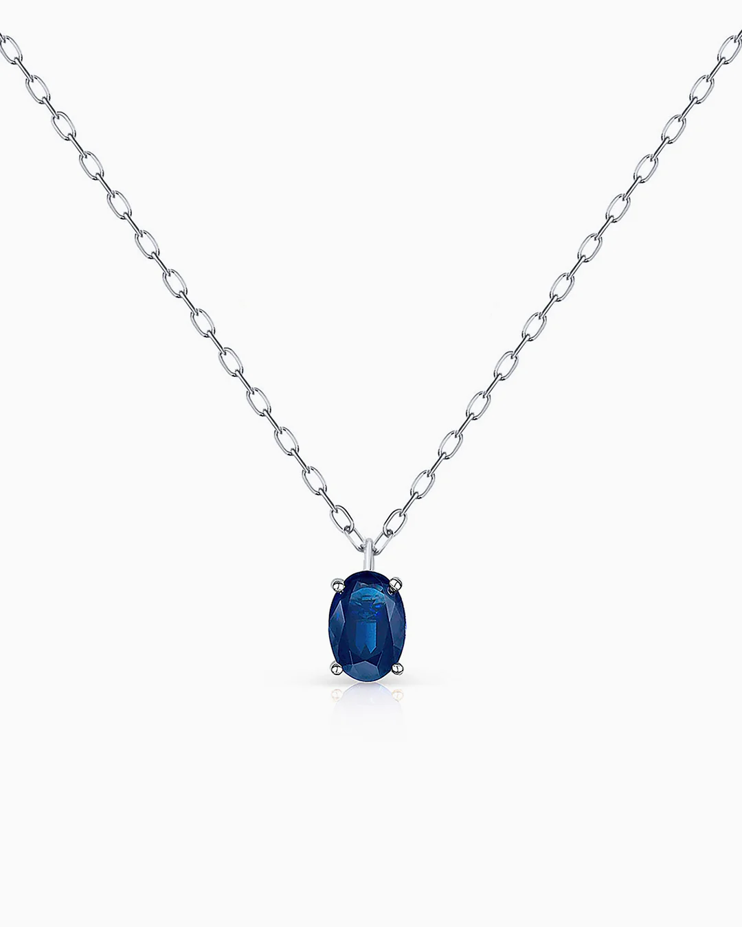 Gargantilla de Zafiro Oval Vertical en Oro Blanco de 18 Kt