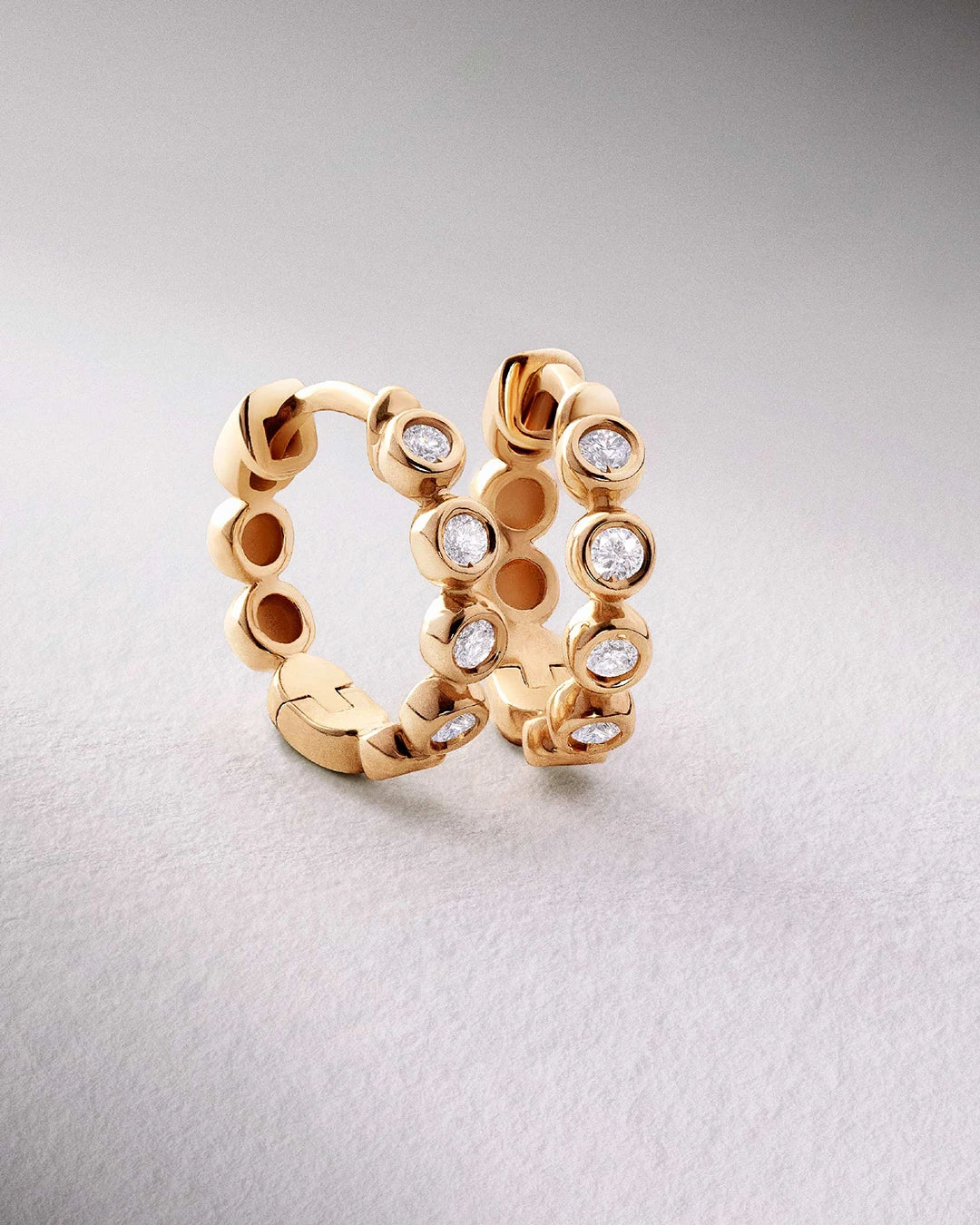 Pendiente Piercing de Aro Origine de Diamantes en Oro Amarillo de 18 Kt - Image 5