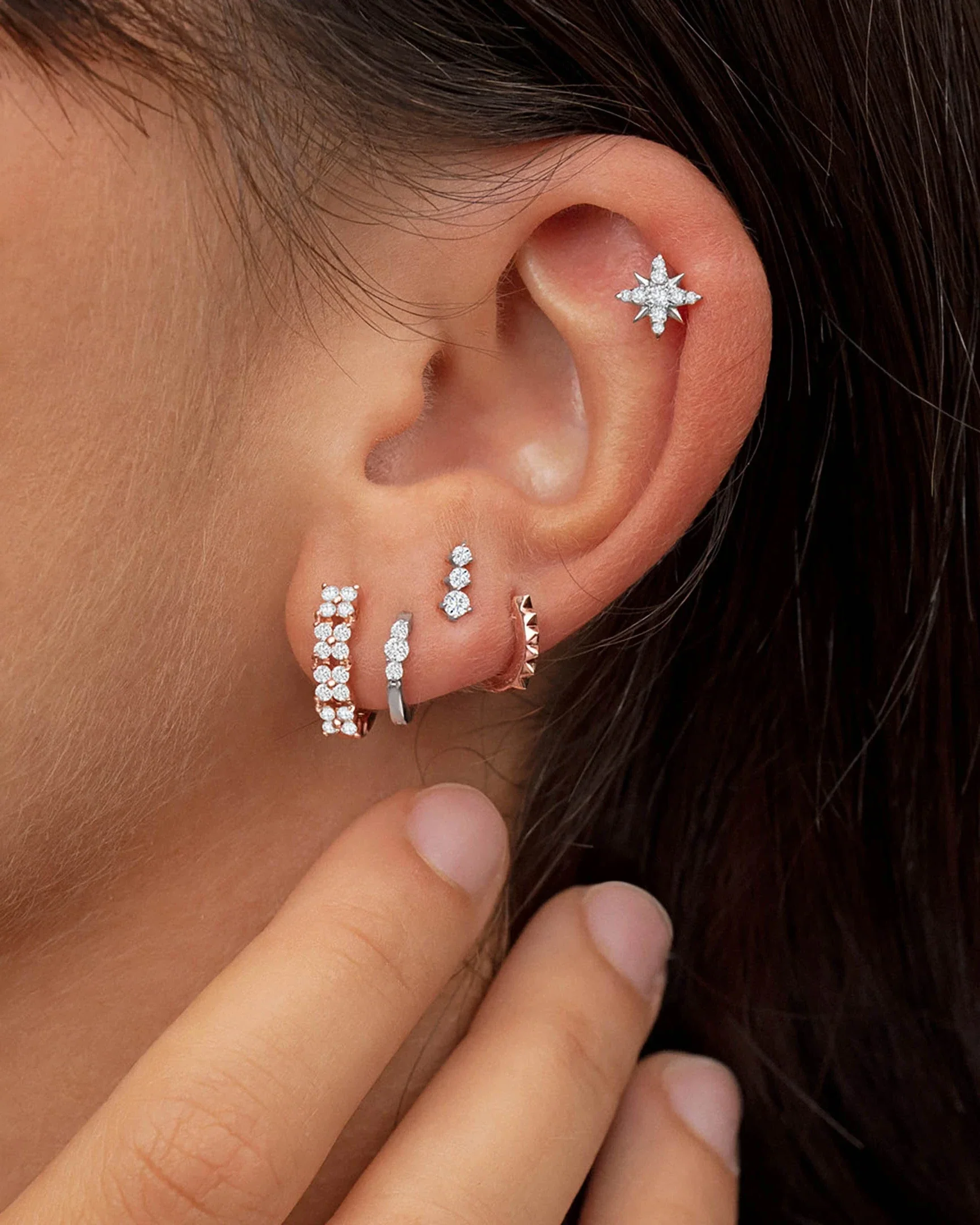 Pendiente Piercing Aro Punk en Oro rosa de 18 Kt - Image 3