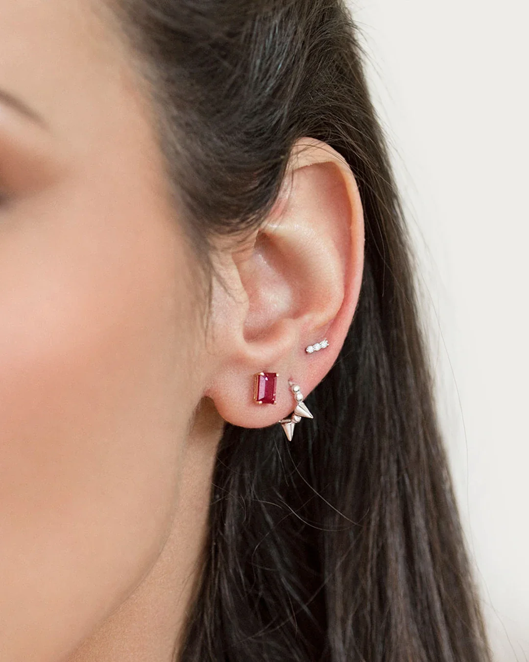 Pendiente Piercing Aro Rox en Oro Blanco de 18 Kt - Image 3
