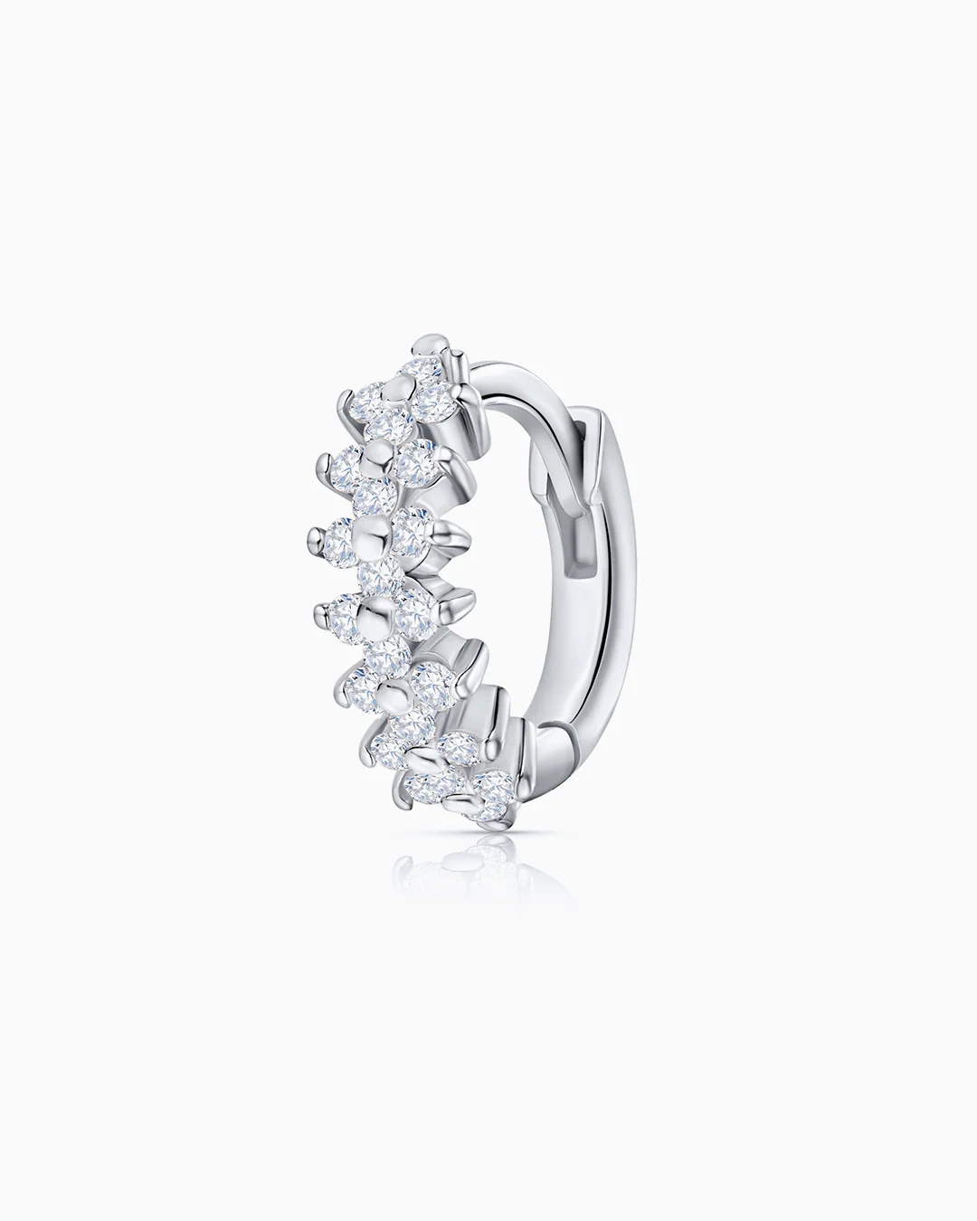 Pendiente Piercing Cross de Diamantes en Oro Blanco de 18 Kt