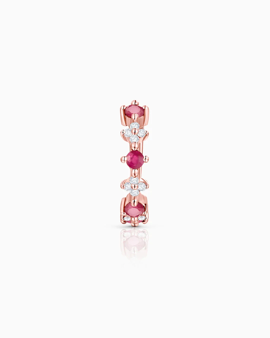 Pendiente Piercing Cross de Rubís y Diamantes en Oro Rosa de 18 Kt - Image 3