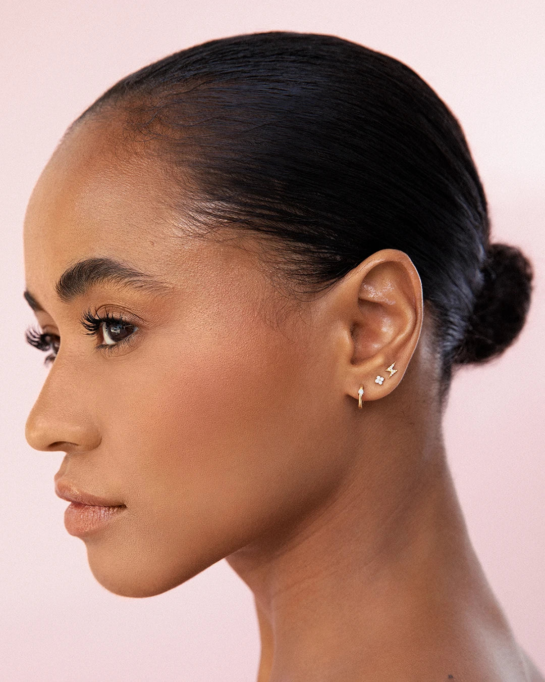 Pendiente Piercing Flash Diamonds en Oro Amarillo de 18 Kt - Image 3