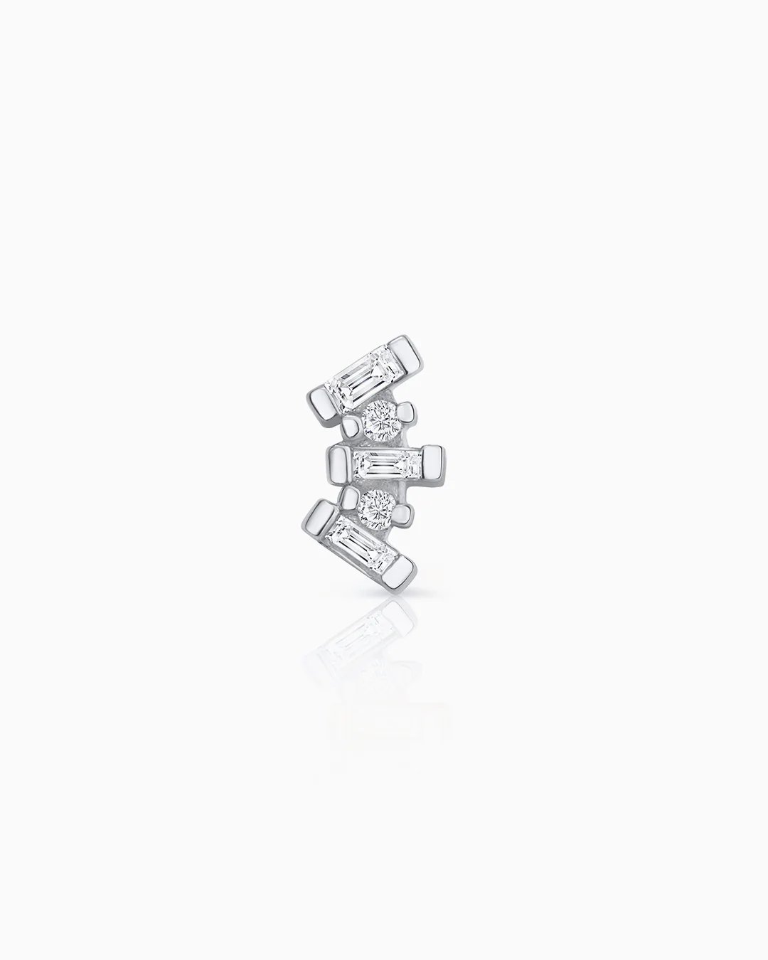 Pendiente Piercing Isabelle de Diamantes en Oro Blanco de 18 Kt - Image 4