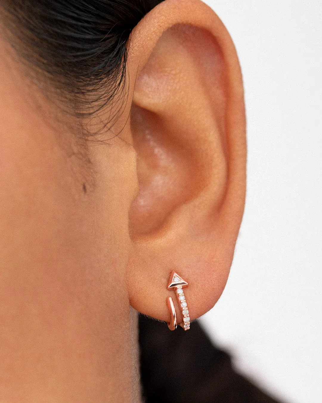 Pendiente Piercing Lurte de Diamantes en Oro Rosa de 18 Kt - Image 2
