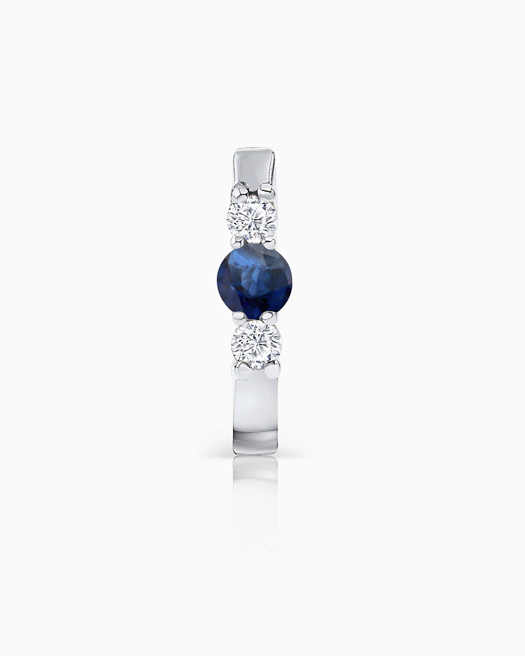 Pendiente Piercing Memphis de Zafiro y Diamantes en Oro Blanco de 18 Kt - Image 4
