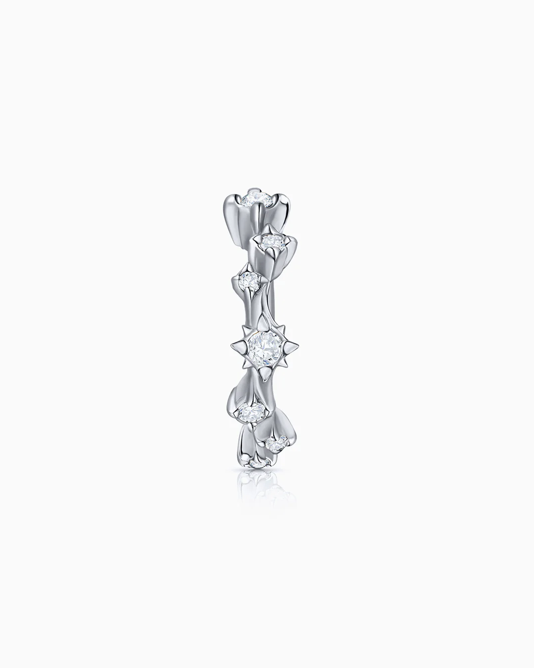 Pendiente Piercing Pebble Diamonds en Oro Blanco de 18 Kt - Image 4