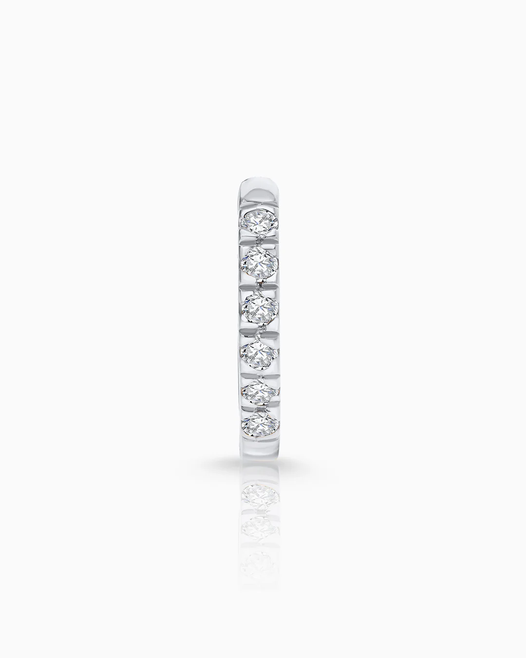 Pendiente Piercing Petite Diamonds Aro MINI en Oro Blanco de 18 K - Image 3