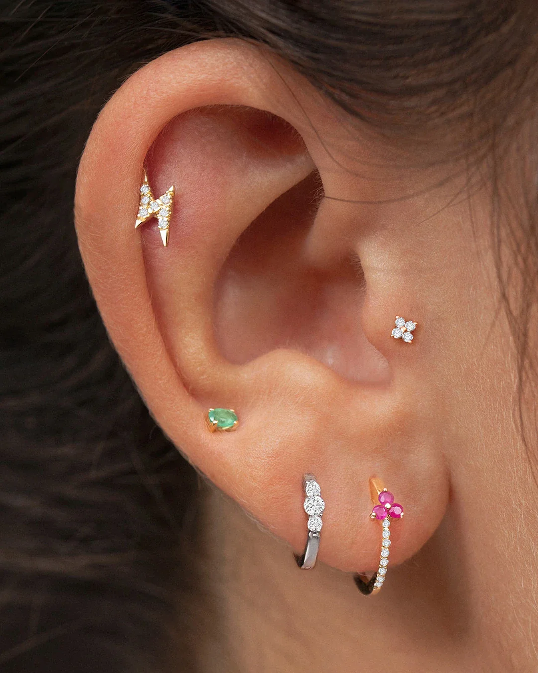 Pendiente Piercing Petite Diamonds Cross Mini en Oro Rosa de 18 Kt - Image 3
