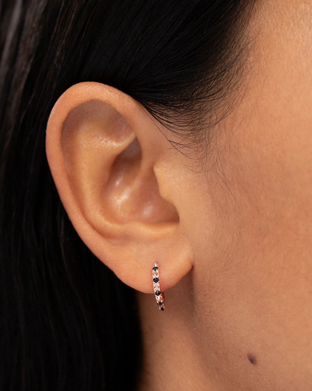 Pendiente Piercing Raxel Large en Oro Rosa de 18 Kt - Image 2