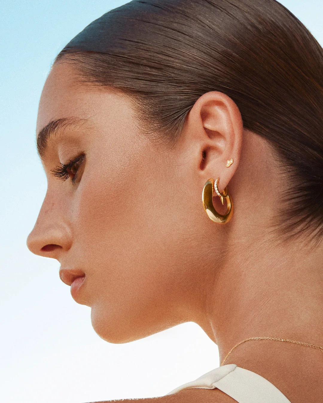 Pendiente Piercing Spike Diamonds Mini en Oro Amarillo de 18 Kt - Image 3