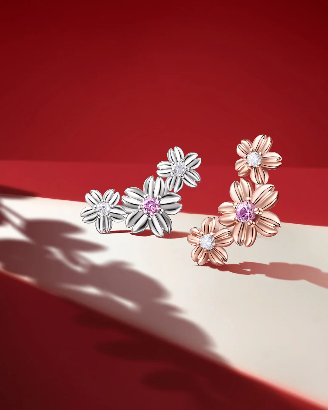 Pendiente Piercing Trepador Sakura de Zafiro Rosa y Diamantes en Oro Blanco de 18 Kt - Image 4