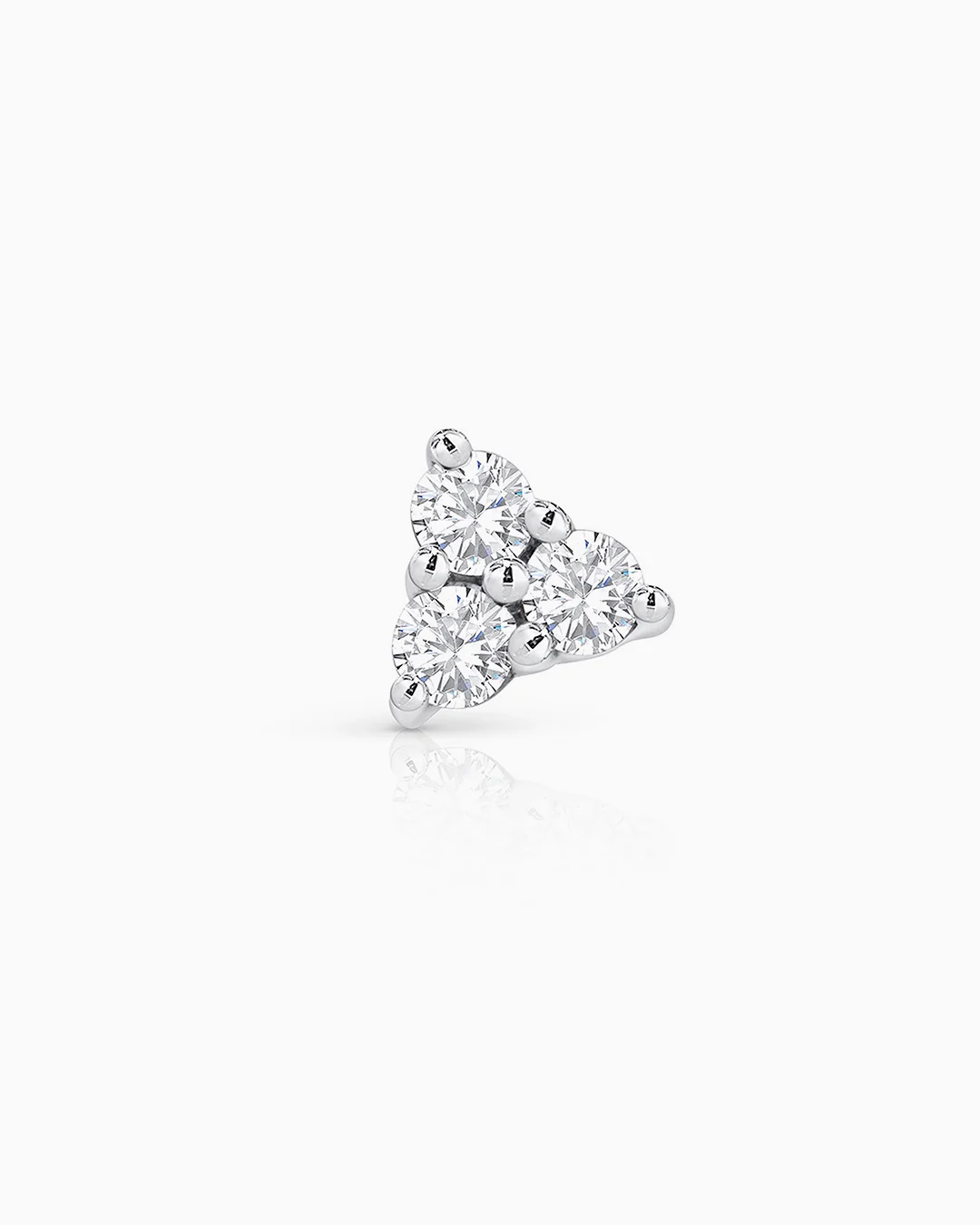 Pendiente Piercing Triangle Diamantes en Oro Blanco de 18 Kt - Image 4