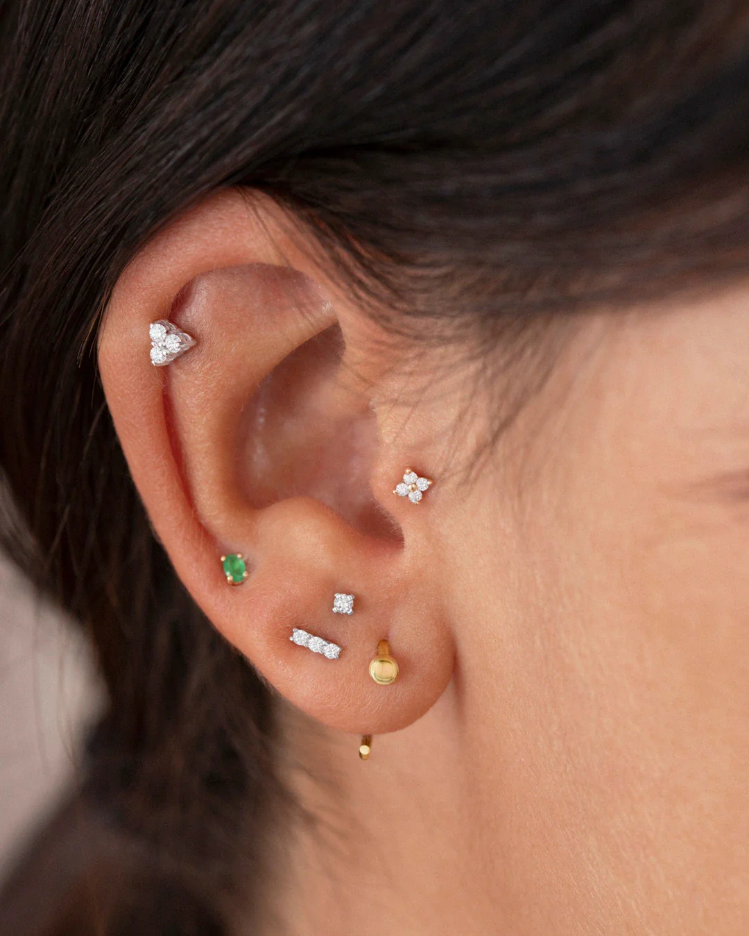 Pendiente Piercing Twist en Oro Amarillo de 18 Kt - Image 3