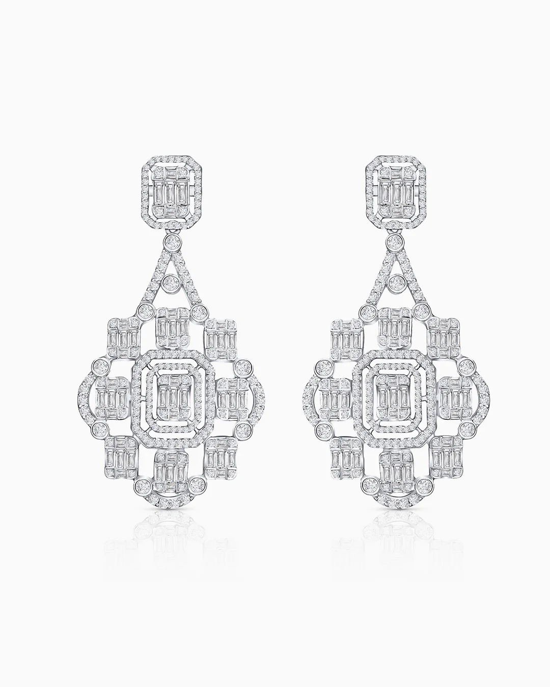 Pendientes Alhambra de Diamantes en Oro Blanco de 18 Kt - Image 4