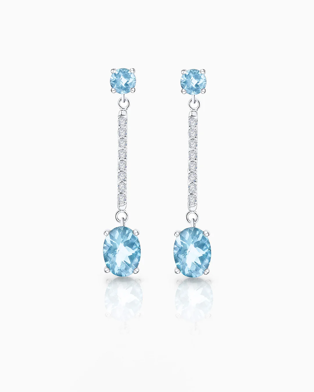 Pendientes Aqua de Aguamarina y Diamantes en Oro Blanco de 18 Kt
