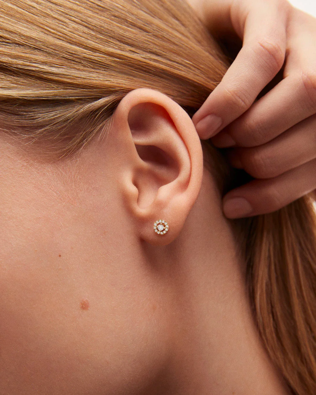 Pendientes Ariadne de Diamantes en Oro Amarillo de 18 Kt - Image 3