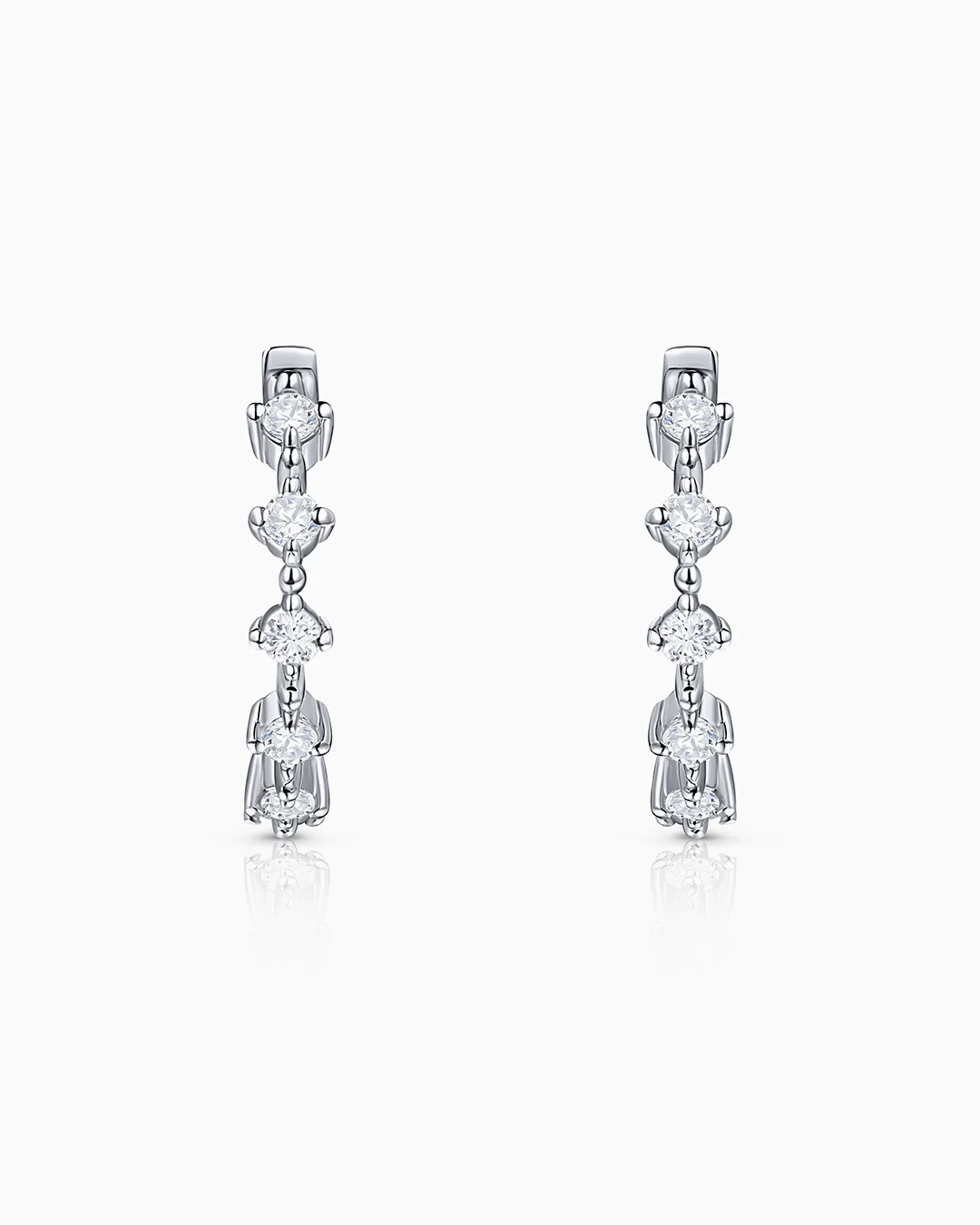 Pendientes de Aro Anwen de Diamantes en Oro Blanco de 18 Kt - Image 3