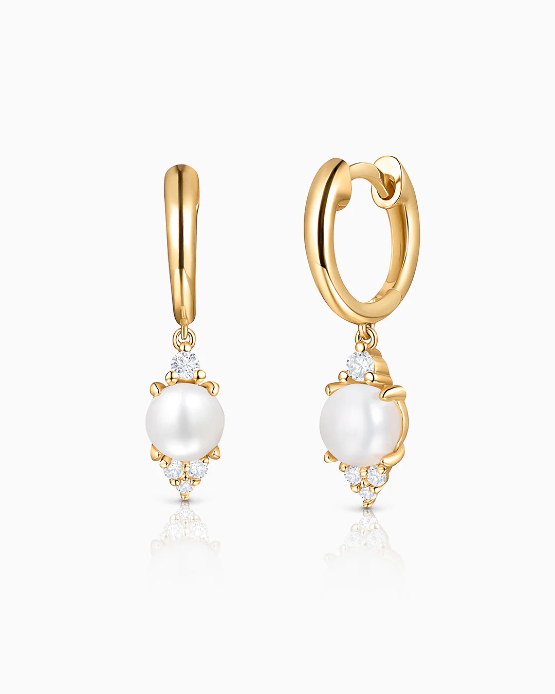 Pendientes de Aro Midnight Holly de Perlas y Diamantes en Oro Amarillo de 18 Kt