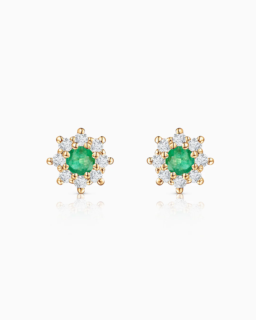 Pendientes Astrid de Esmeraldas y Diamantes en Oro Amarillo de 18 Kt - Image 3