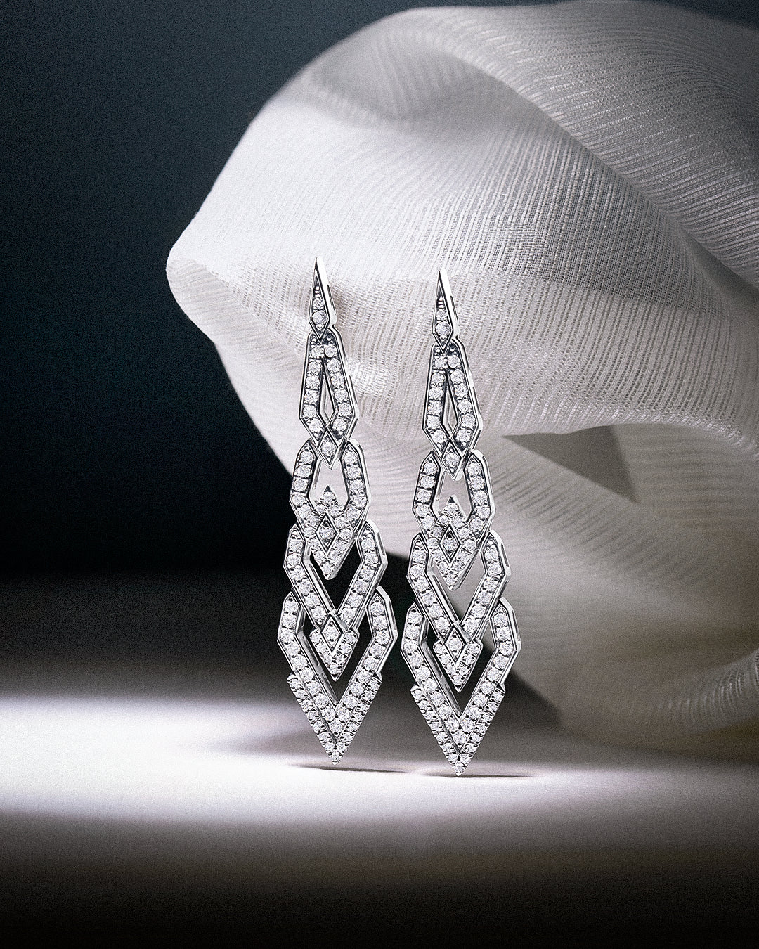 Pendientes Clara de Diamantes en Oro Blanco de 18 Kt - Image 5