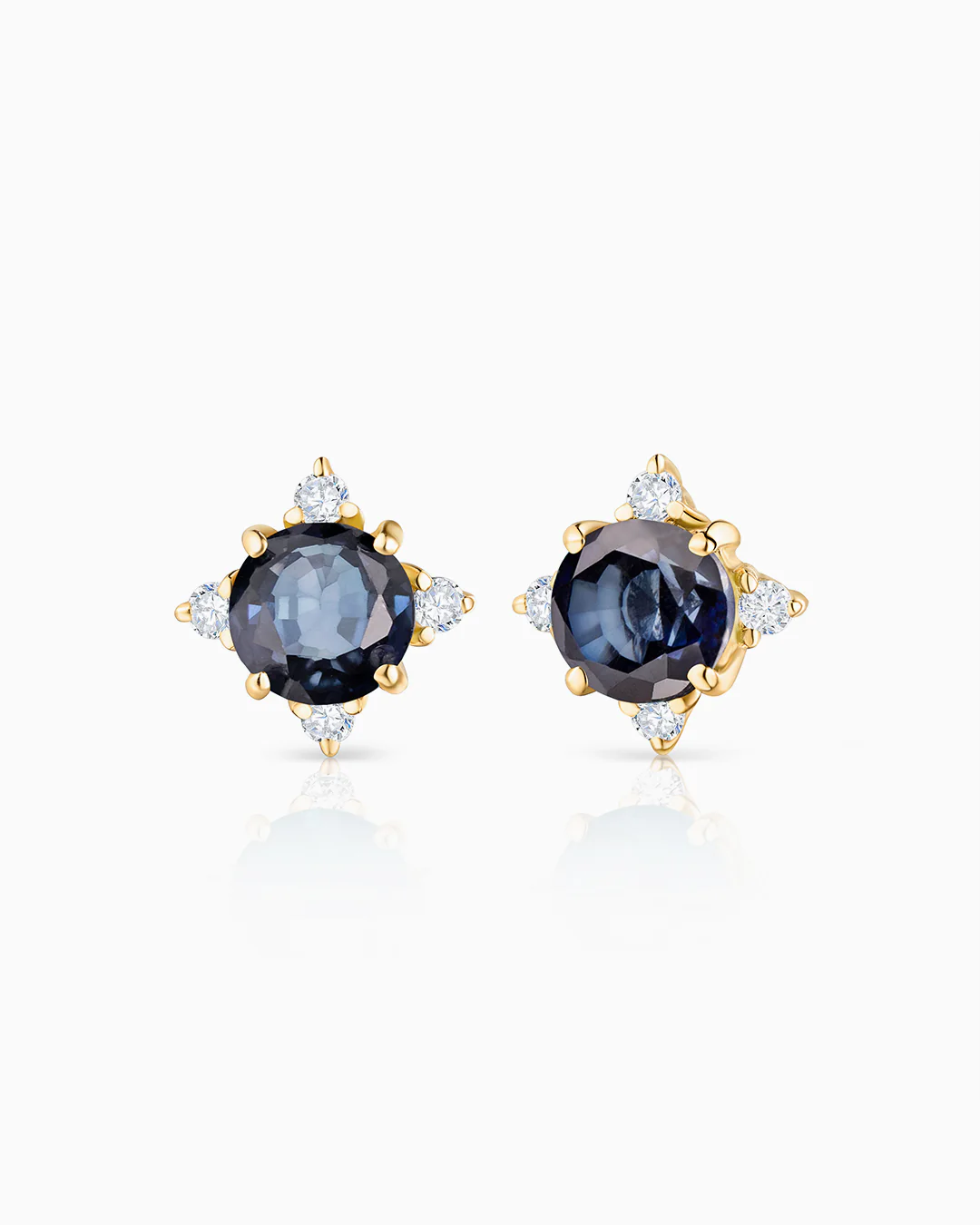 Pendientes Crown de Zafiro en Oro Amarillo de 18 Kt