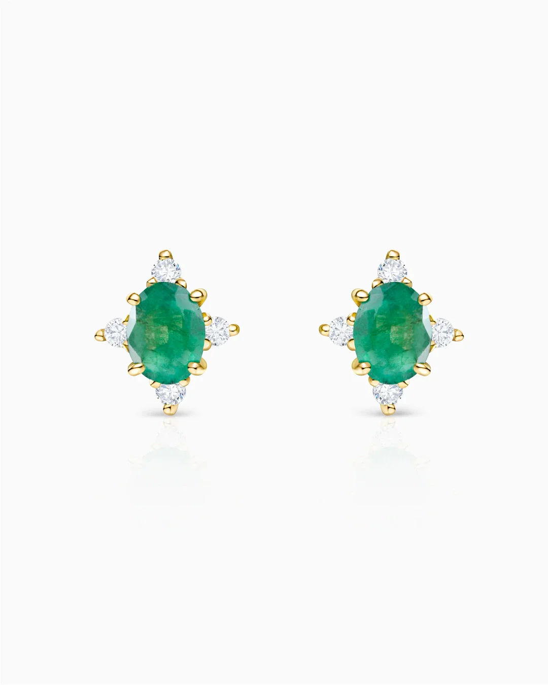 Pendientes Crown Oval de Esmeralda en Oro Amarillo de 18 Kt