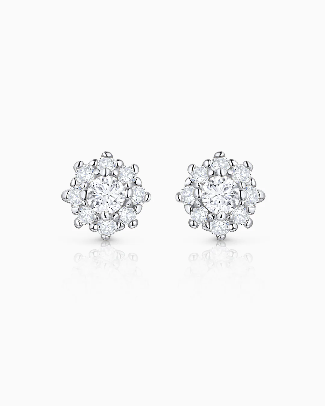 Pendientes Fleur de Diamantes en Oro Blanco de 18 Kt - Image 4