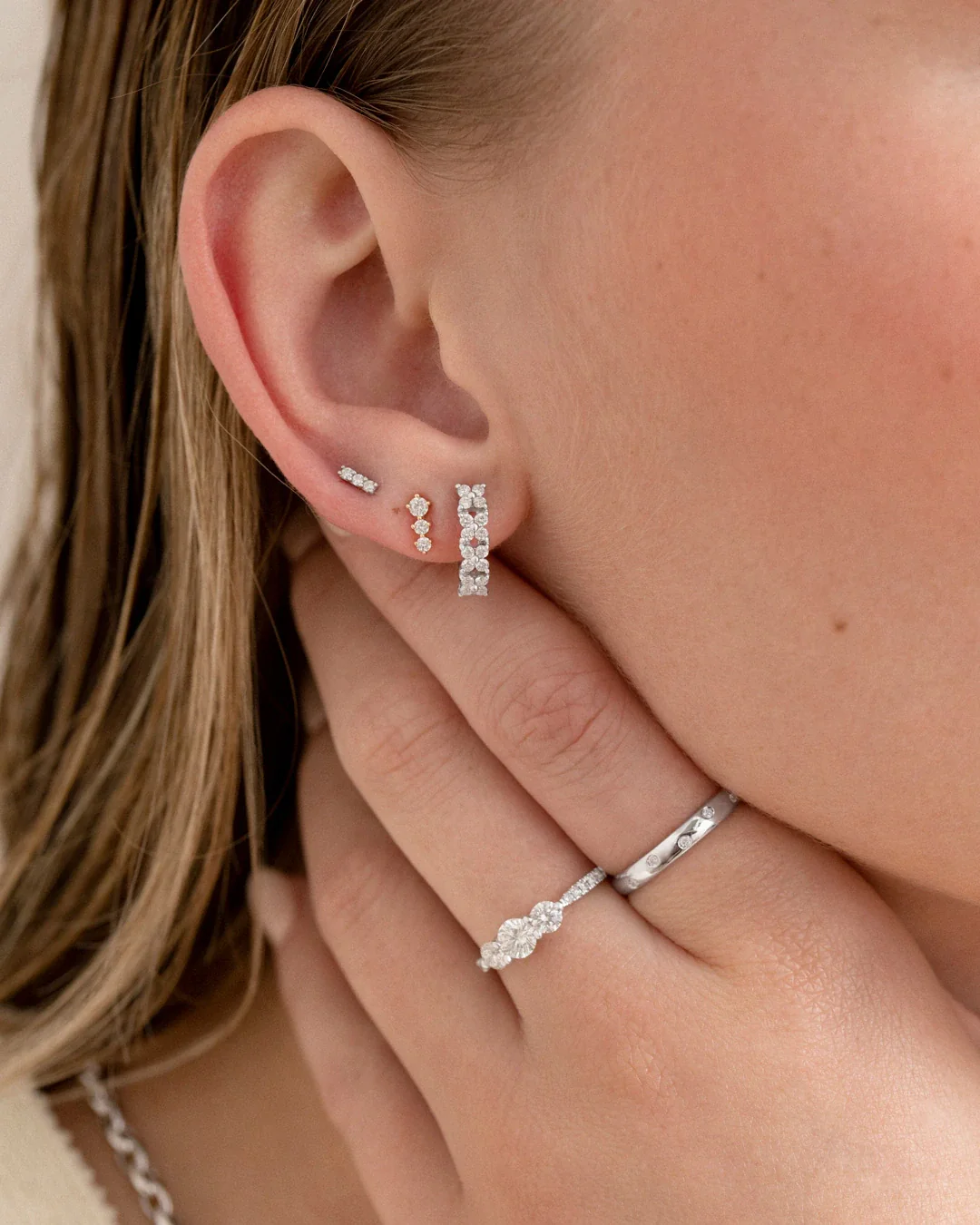 Pendientes Garden de Diamantes en Oro Blanco de 18 Kt - Image 2