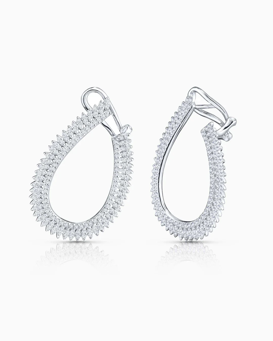 Pendientes Infinity de Diamantes en Oro Blanco de 18 Kt - Image 4