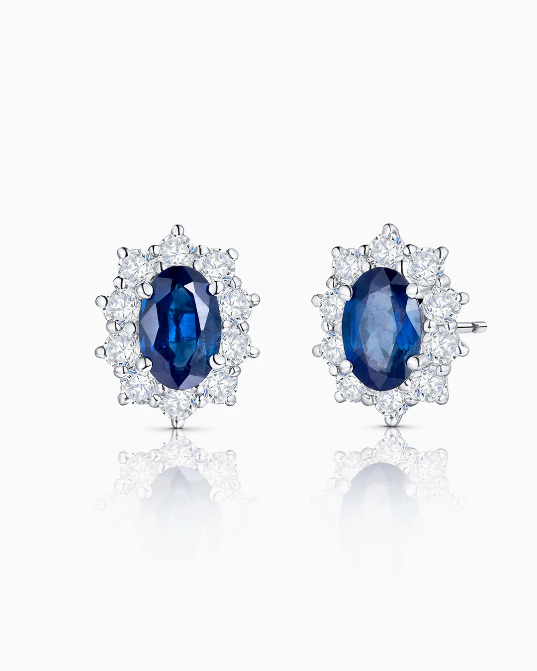 Pendientes Irem de Zafiros y Diamantes 0,55 Cts. en Oro Blanco de 18 Kt