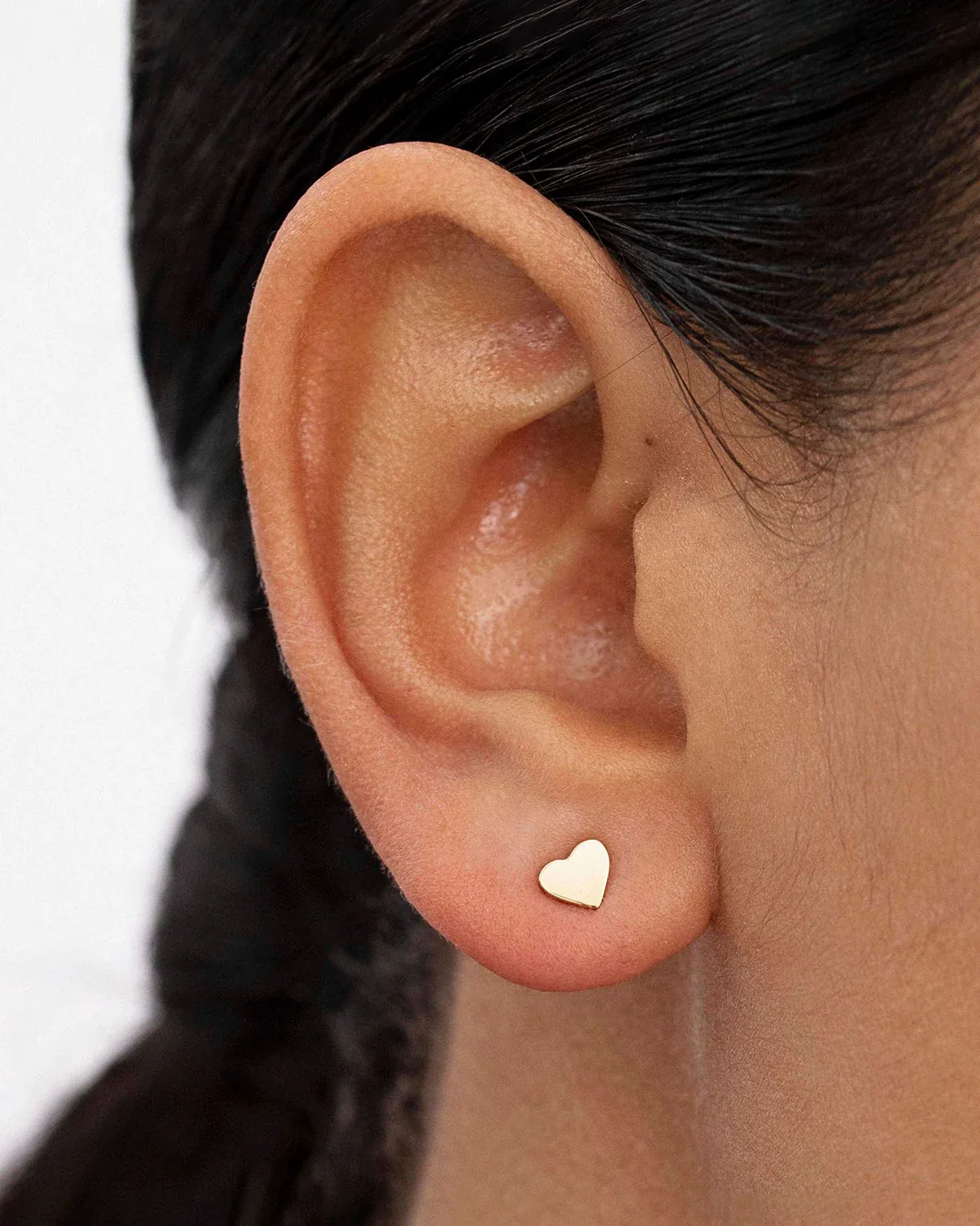 Pendientes Joy Corazón en Oro Amarillo de 18 Kt - Image 2