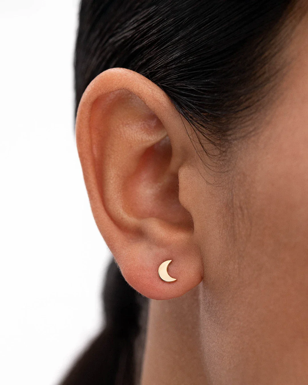 Pendientes Joy Media Luna en Oro Amarillo de 18 Kt - Image 2