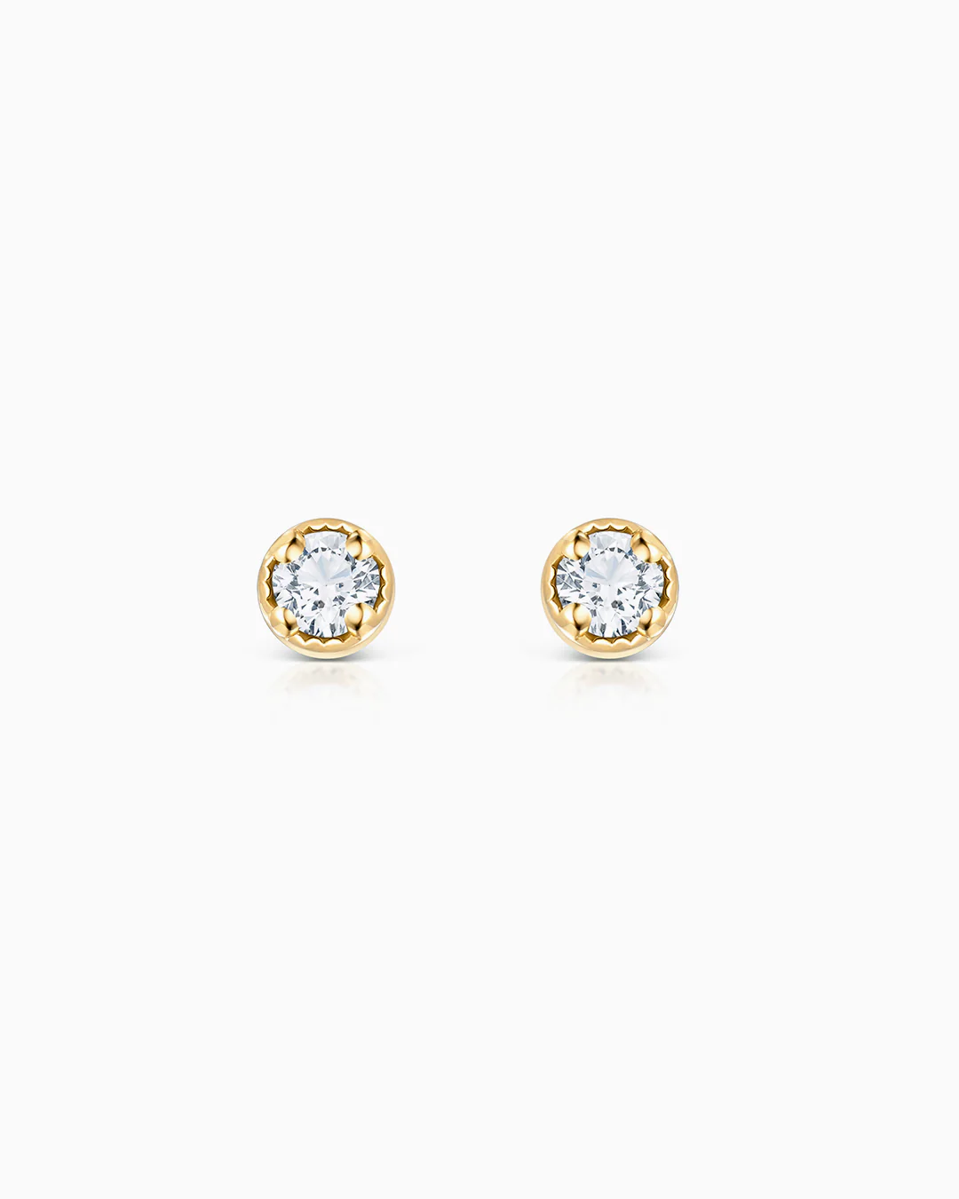 Pendientes Milgrain Petit de Diamantes en Oro Amarillo de 18 Kt - Image 4