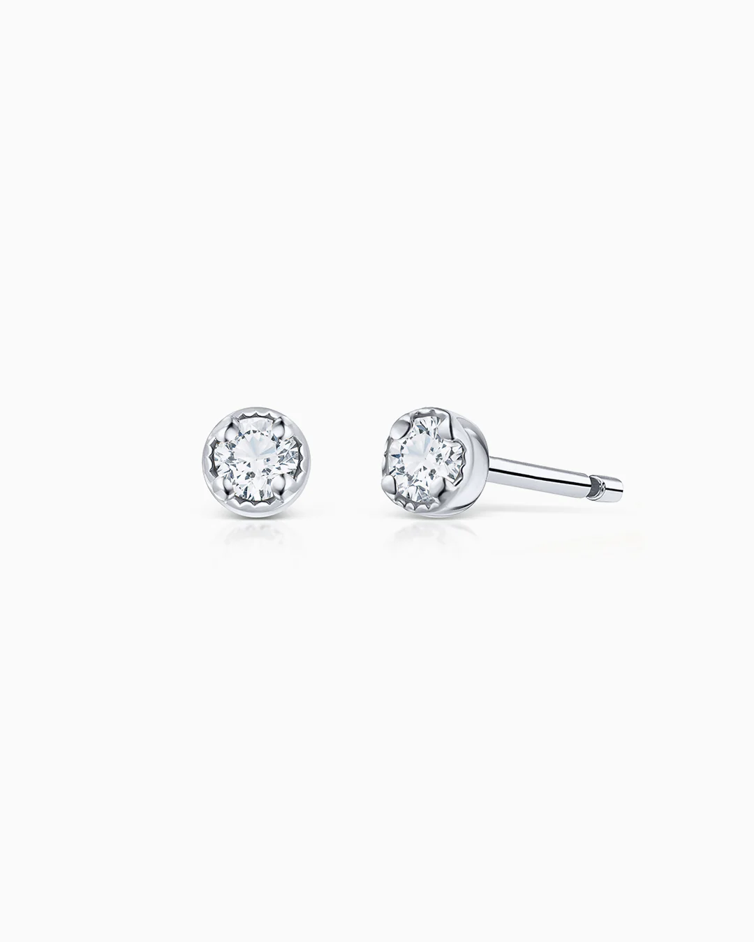 Pendientes Milgrain Petit de Diamantes en Oro Blanco de 18 Kt