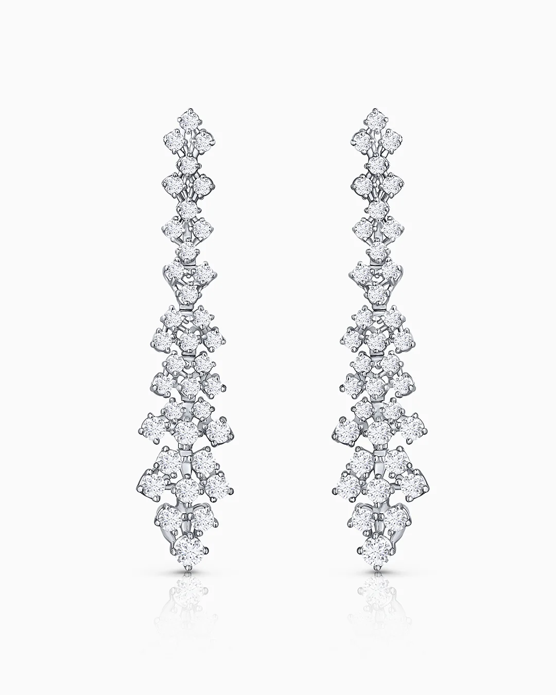 Pendientes Oriana de Diamantes en Oro Blanco de 18 Kt - Image 3