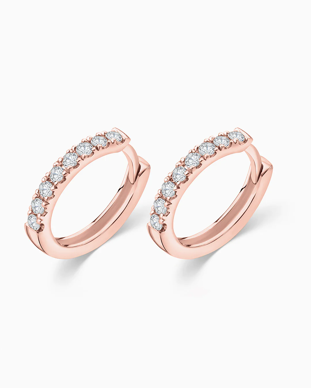 Pendientes Petite Diamonds Aro en Oro Rosa de 18 Kt - Image 4