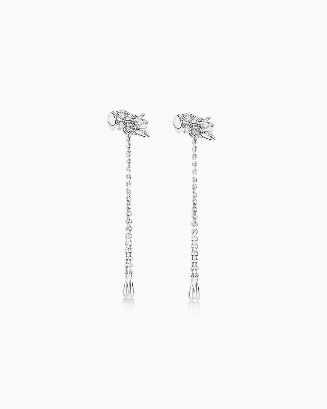 Pendientes Petite Diamonds Hojas y Cadenas en Oro Blanco de 18 Kt - Image 4